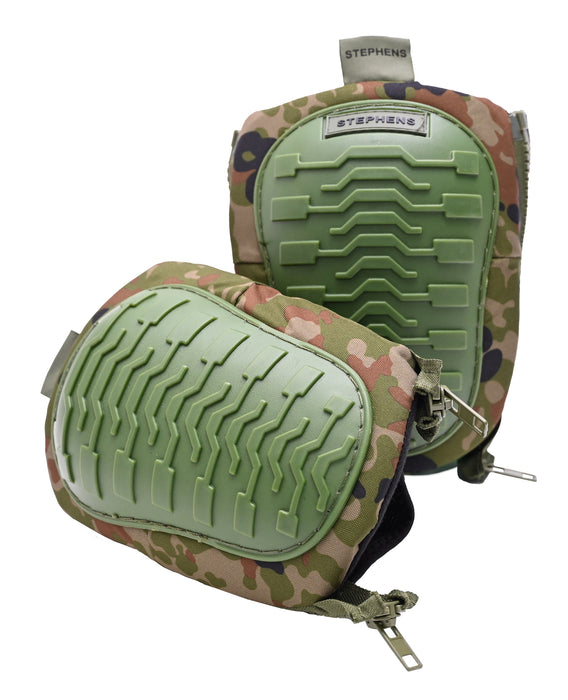 WOODLAND CAMO SOFT SHELL ZIPPER WRAP KNEE PADS