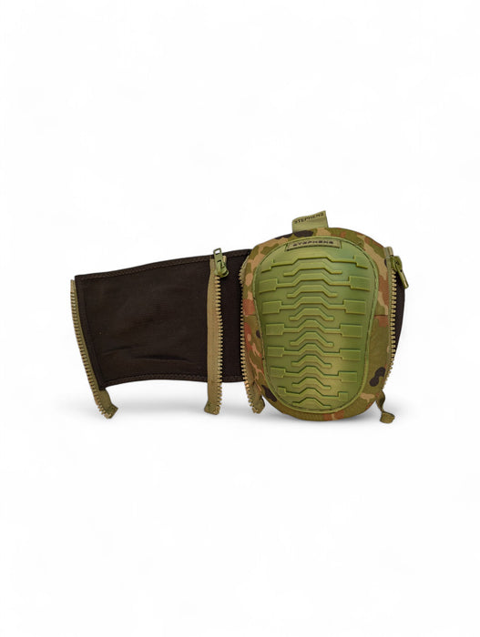 WOODLAND CAMO SOFT SHELL ZIPPER WRAP KNEE PADS, Alternate Image